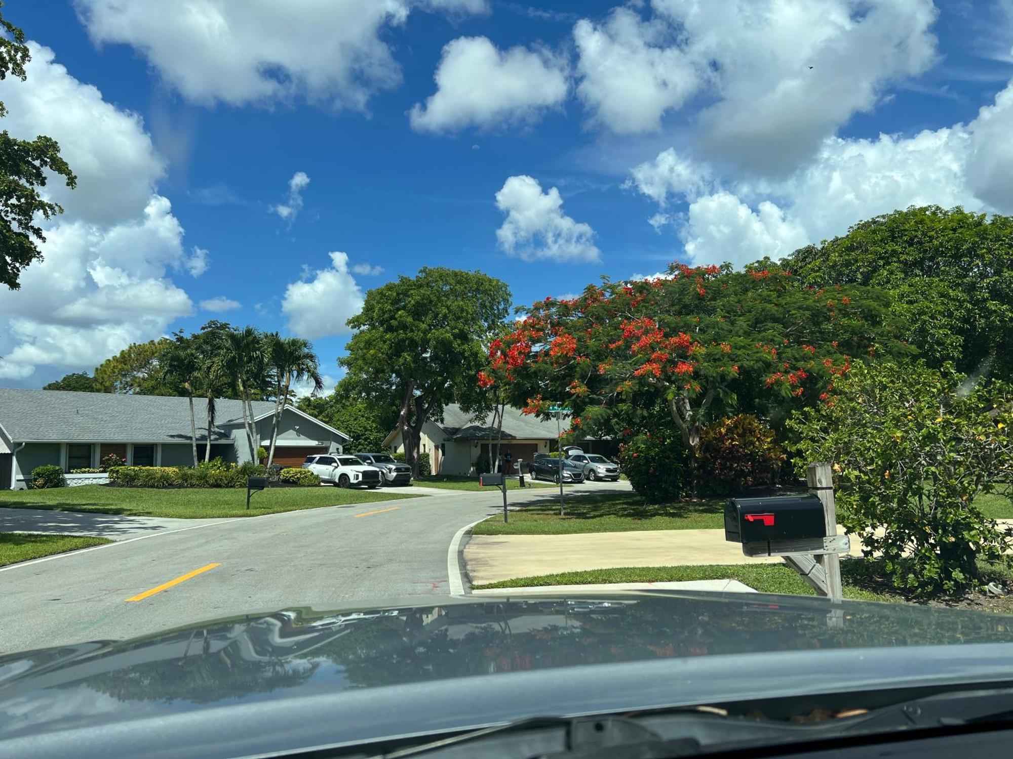 Entire Single Family Home 3 Bed 2 Bath In Water Front Big Cozy Back Yard View Coconut Creek Exterior photo